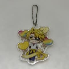 カラフルピーチ　たっつん　アクリルキーホルダーのサムネイル