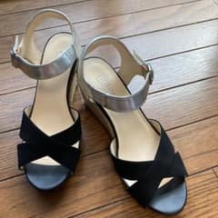 新品　アシックス　サンダルのサムネイル