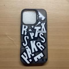 タイポグラフィデザイン iPhone16pro用ケースのサムネイル