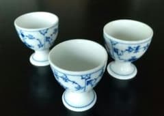   ブルーフルーテッド エッグスタンド 3個 Royal Copenhagen ブルーフルーテッド エッグスタンド 3個 - メルカリ