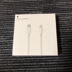 Apple USBケーブルのサムネイル