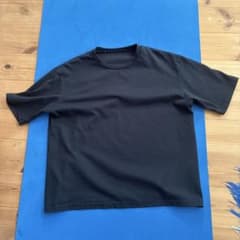 黒 半袖 Tシャツ バックプリントのサムネイル
