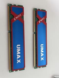 UMAX DDR3 16GB (8GBx2) メモリー 本体のサムネイル