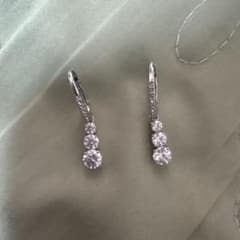 Swarovski クリスタル ピアス(両耳用)のサムネイル