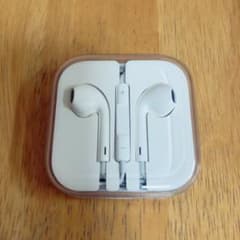 iPhone 純正　イヤホン　アップルのサムネイル