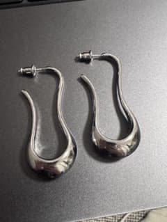 LEMAIRE シルバーピアス ドロップ フープ 約4cm 人気 完売モデル LEMAIRE シルバーピアス ドロップ フープ 約4cm 人気 完売モデル