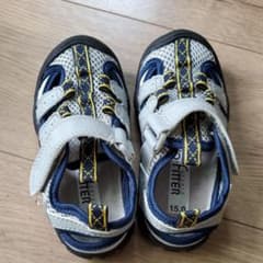キッズサンダル　これからの季節にのサムネイル