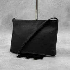 HushTug サコッシュ 本革 レザー 斜め掛け 黒 ブラック - メルカリ