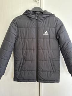 adidasアディダス　中綿ダウンコートのサムネイル