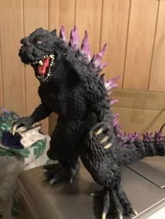 ゴジラフィギュアのサムネイル