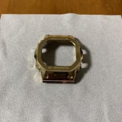 G-SHOCK  メタルフレーム　ゴールドのサムネイル