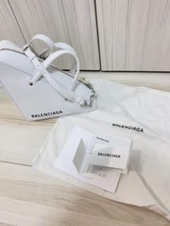BALENCIAGA 2way バッグ 白　三角形のサムネイル
