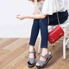 クロス厚底サンダルのサムネイル