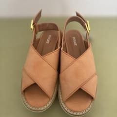 nouer クロスストラップサンダル オレンジのサムネイル