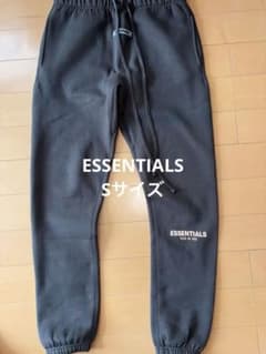 Fog Essentials スウェットパンツロゴ黒 緑オフブラック反射フォント