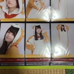伊藤理々杏　生写真のサムネイル