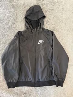 ナイキのフード付きブラックジャケット、Mサイズ、ORPJTロゴ付きとなります。 Nike フード付きジャケット Mサイズ 黒 - メルカリ