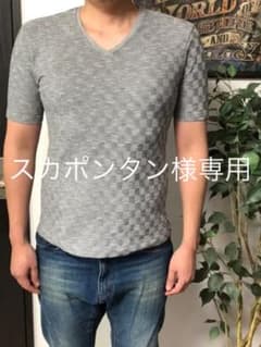 メンズ Vネック　美品　Tシャツのサムネイル