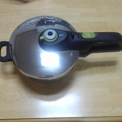 T-fal　圧力鍋　3Lのサムネイル