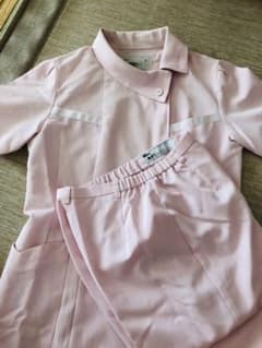 ナース服　上下セットのサムネイル