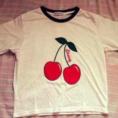 WEGO さくらんぼTシャツのサムネイル