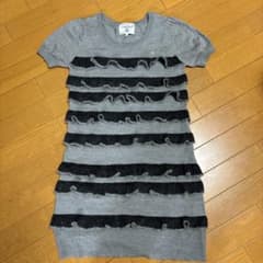 アーノルドパーマフリル付きニットワンピースのサムネイル
