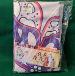 FRUITS ZIPPER × GiGO フード付きタオル 仲川瑠夏 - メルカリ