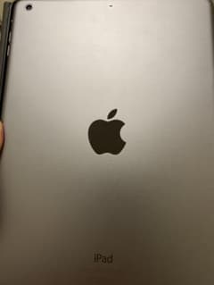 iPad Air 第1世代 128GB Wi-Fiモデルのサムネイル