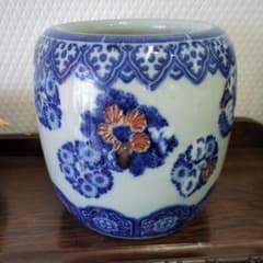 骨董 火鉢 伊万里 花丸紋様 睡蓮鉢 メダカ 金魚 傘立て 陶器 - メルカリ