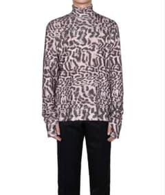 JOHN LAWRENCE SULLIVAN レオパードプリントタートルネック - メルカリ