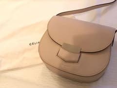 ☆美品・ほぼ新品☆ セリーヌ CÉLINE トロッター ベージュのサムネイル