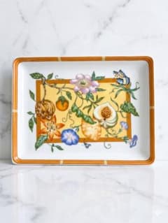 【る810】エルメス　シエスタ　スクエアプレート　保管品 HERMES エルメス シエスタ スクエアプレート 花柄 フランス製 箱付き