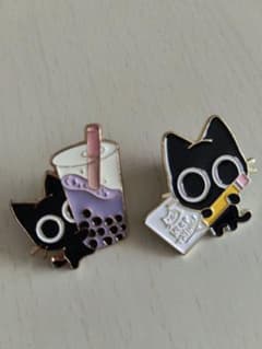 黒猫 ピンバッジ 2個セット　ブローチのサムネイル