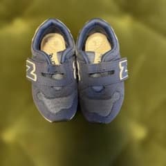 New Balance ネイビー ベルクロスニーカーのサムネイル
