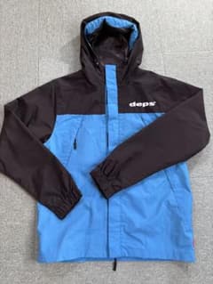 deps × GO OUT マウンテンパーカー XL ブラック×ブルー deps × GO OUT マウンテンパーカー Mサイズ ブラック×ブルー - メルカリ