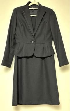 お値下げ！krone 黒のジャケットとワンピーススーツ9号 卒業式・入学式