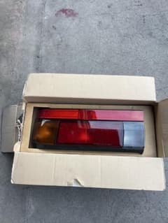 トヨタAE86 81561-1A291 新品 左テールランプ トヨタAE86 81561-1A291 新品 左テールランプ - メルカリ