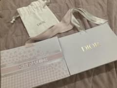 Dior ギフトボックス 巾着 セットのサムネイル