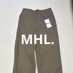 新品未使用✨ MHL. チノパン　レディース　バックストラップ付き 新品未使用✨ MHL. チノパン レディース バックストラップ付き - メルカリ