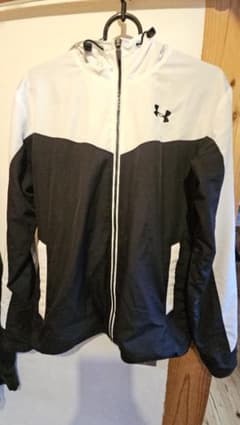 UNDER ARMOUR アンダーアーマー　アウターのサムネイル