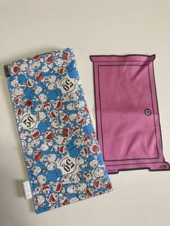 JINS ドラえもん　眼鏡ケース　眼鏡拭き　セットのサムネイル