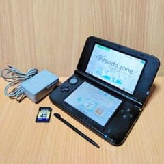 ☆☆美品+ 任天堂3DSLLブラック ☆充電器&送料無料のサムネイル