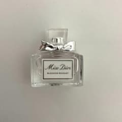 Dior ブルーミングブーケ(オードゥトワレ)5mlのサムネイル