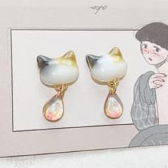 三毛猫と雫のピアス・イヤリングのサムネイル