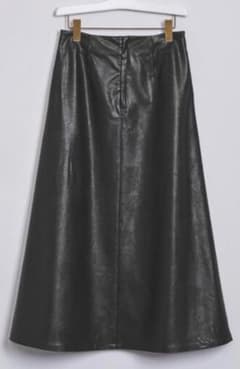 UNITED ARROWS フェイクレザー　スカートのサムネイル