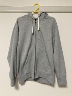ザ・ノース・フェイス(THE NORTH FACE) パーカーのサムネイル