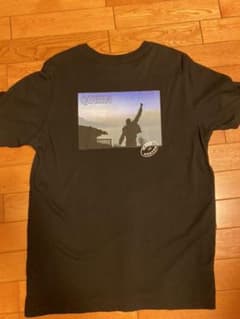 GU Queen コラボ Tシャツ 半袖 レアのサムネイル