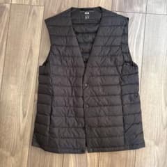 UNIQLO ULTRA LIGHT DOWN ダウンベスト S ブラックのサムネイル