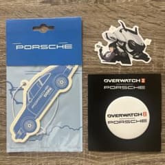 PORSCHE OVERWATCH2コラボステッカーと缶バッチ/カーインテリアのサムネイル