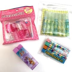 プニュグリップミニ　えんぴつキャップ　デイジー消しゴムとコラショのおまけ